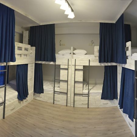 The Rooms Hostel Erévan Extérieur photo