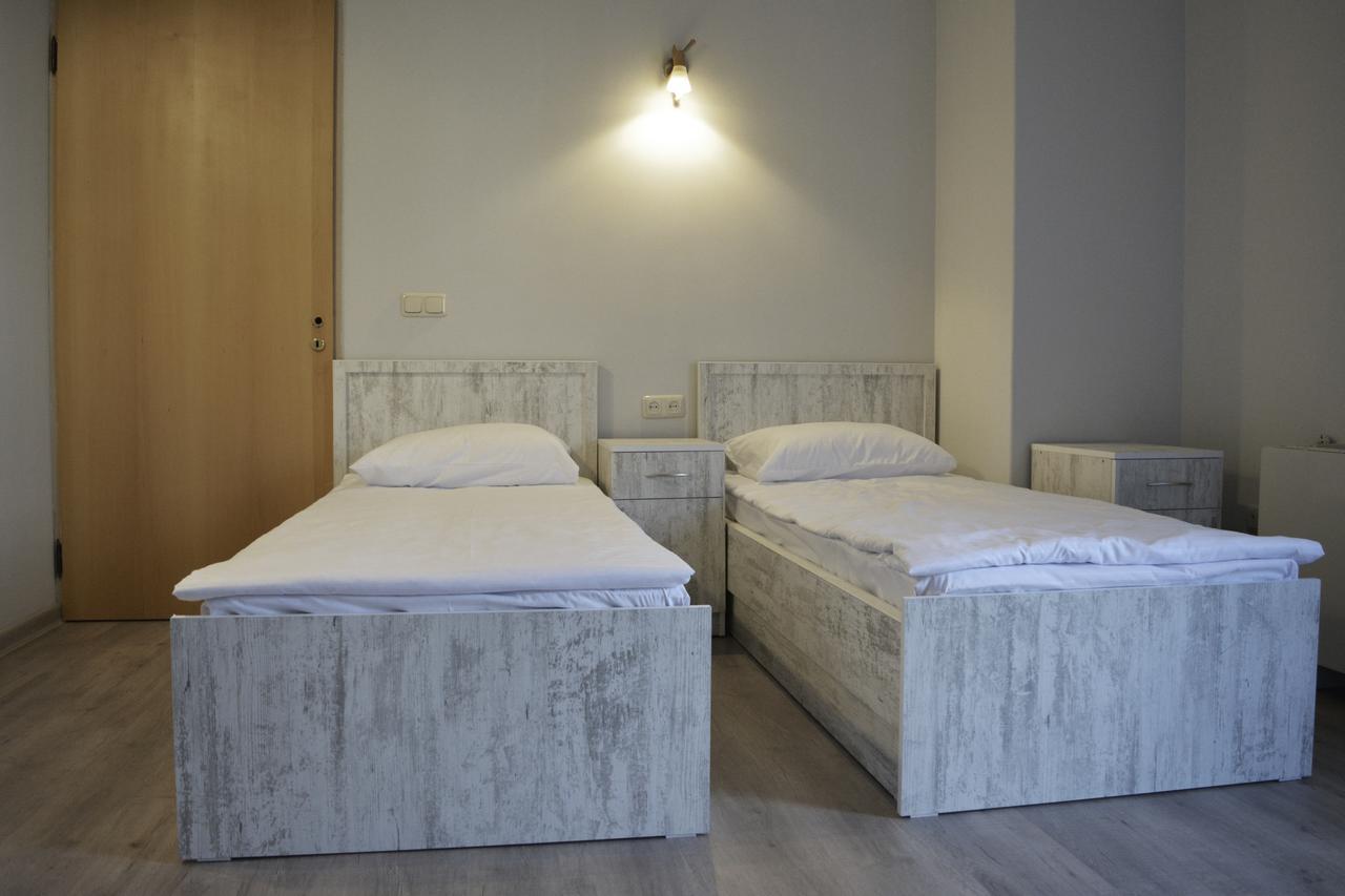 The Rooms Hostel Erévan Extérieur photo