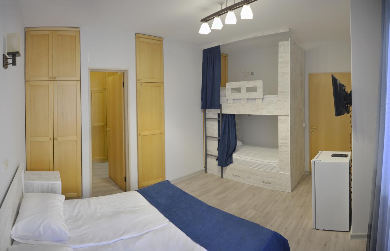 The Rooms Hostel Erévan Extérieur photo